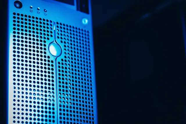 Servidores de almacenamiento en red en un centro de datos empresarial