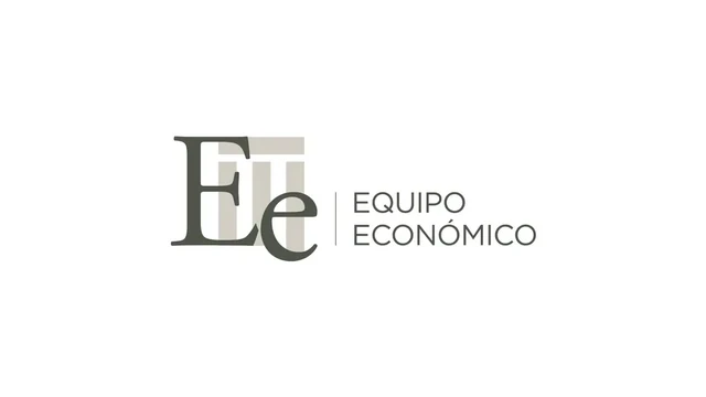 Logotipo de la consultora Equipo Económico en gris y beige